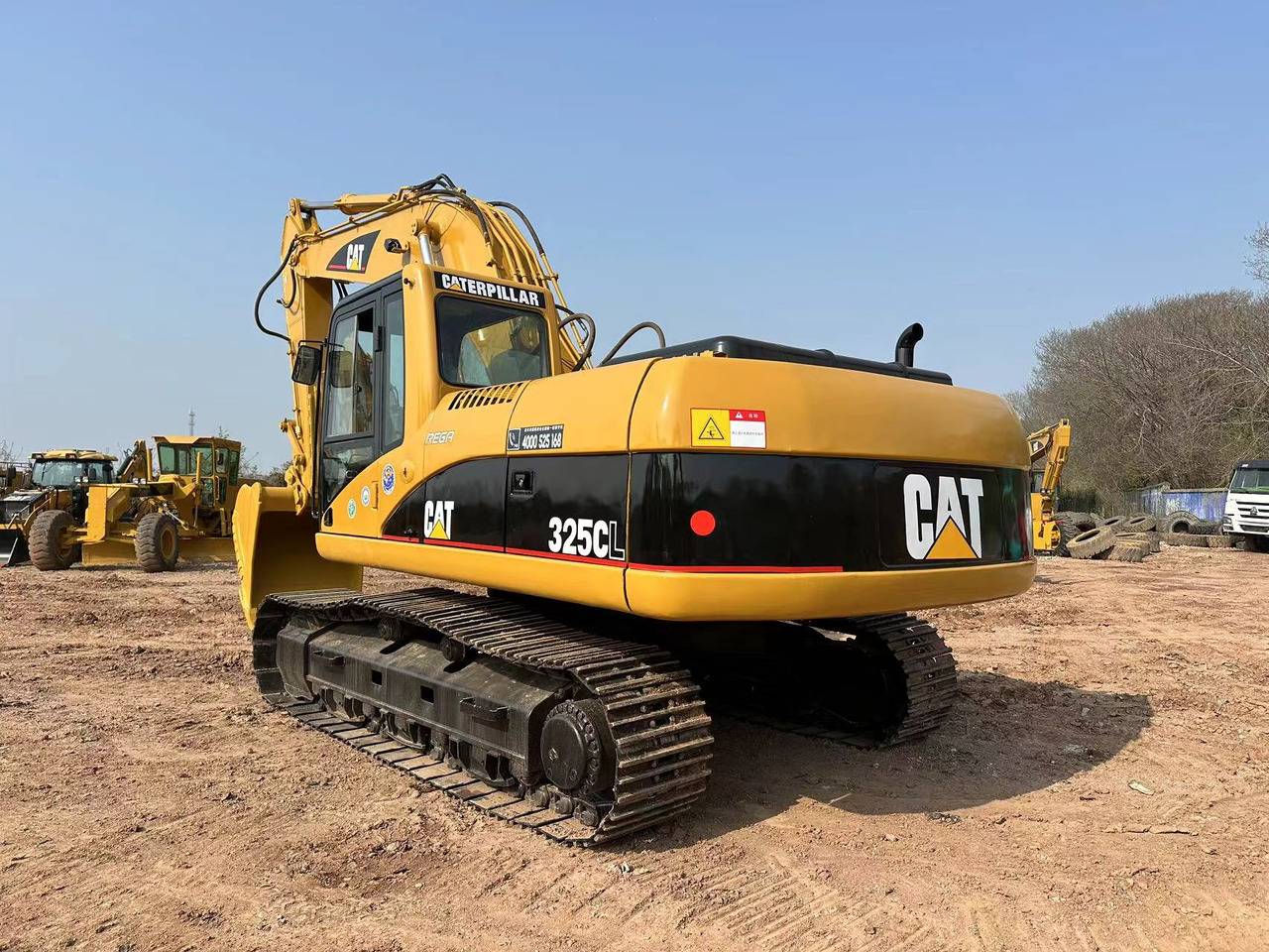 CATERPILLAR 325C - Máy xúc bánh xích: hình 5 CATERPILLAR 325C - Máy xúc bánh xích: hình 5