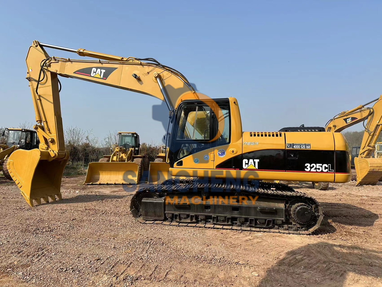 CATERPILLAR 325CL - Máy xúc bánh xích: hình 3 CATERPILLAR 325CL - Máy xúc bánh xích: hình 3