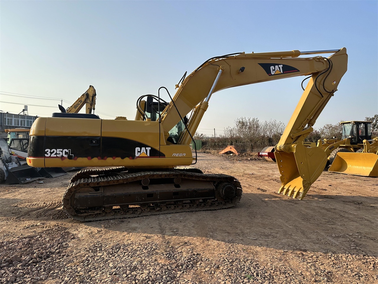 CATERPILLAR 325CL - Máy xúc bánh xích: hình 5 CATERPILLAR 325CL - Máy xúc bánh xích: hình 5