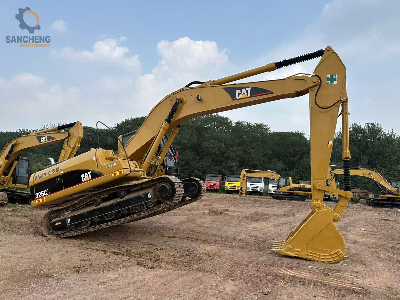 CATERPILLAR 325CL - Máy xúc bánh xích: hình 2 CATERPILLAR 325CL - Máy xúc bánh xích: hình 2