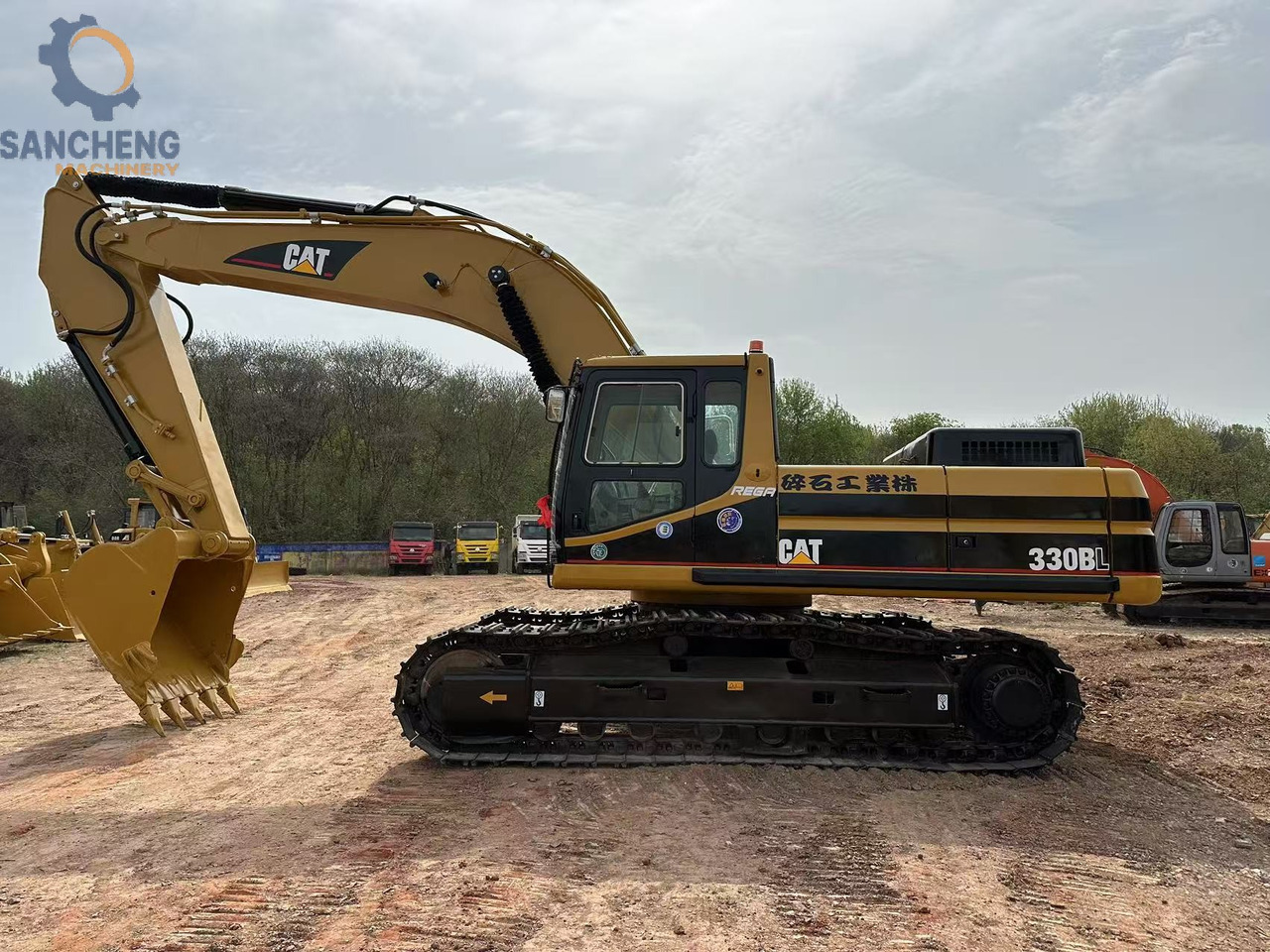 Máy xúc bánh xích CATERPILLAR 330BL: hình 9 Máy xúc bánh xích CATERPILLAR 330BL: hình 9