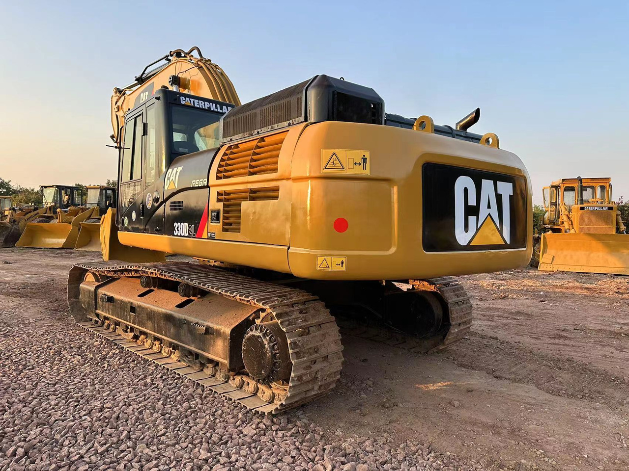 CATERPILLAR 330D - Máy xúc bánh xích: hình 4 CATERPILLAR 330D - Máy xúc bánh xích: hình 4