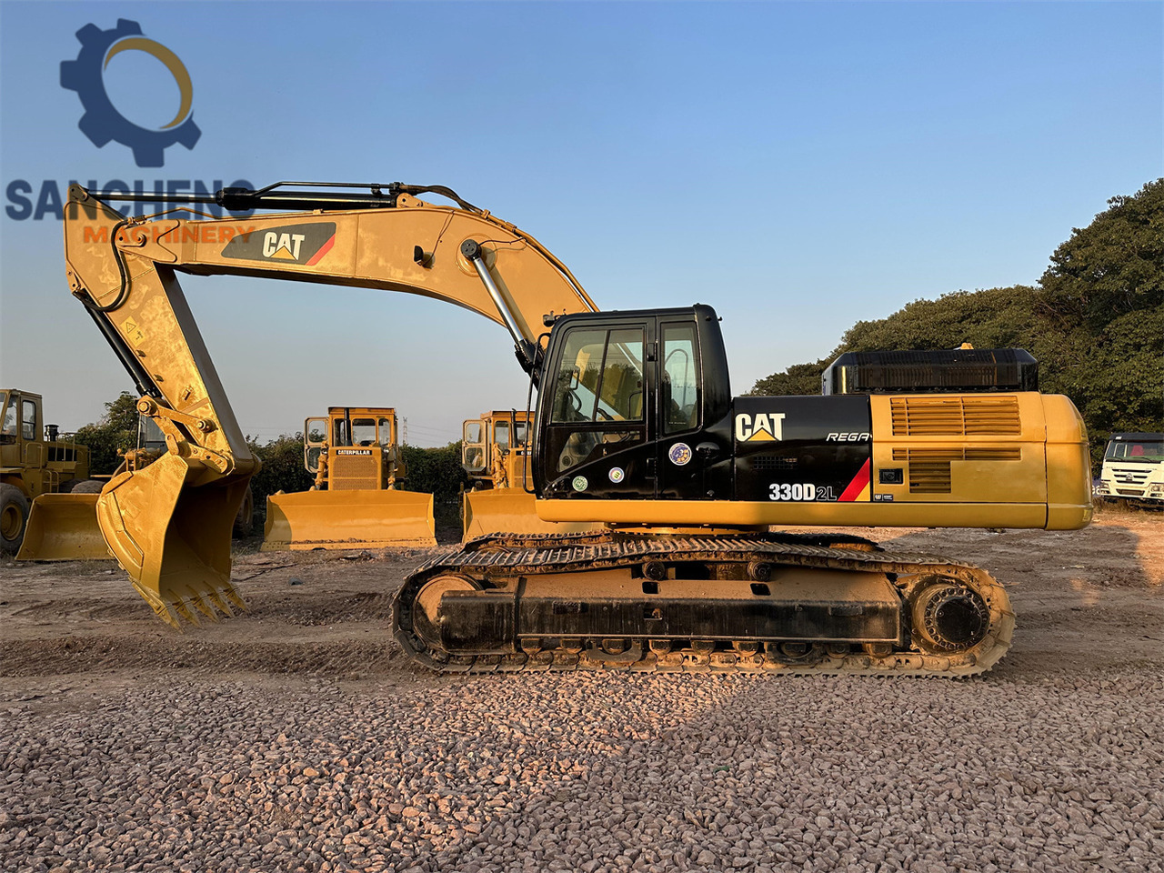 CATERPILLAR 330D2L - Máy xúc bánh xích: hình 4 CATERPILLAR 330D2L - Máy xúc bánh xích: hình 4