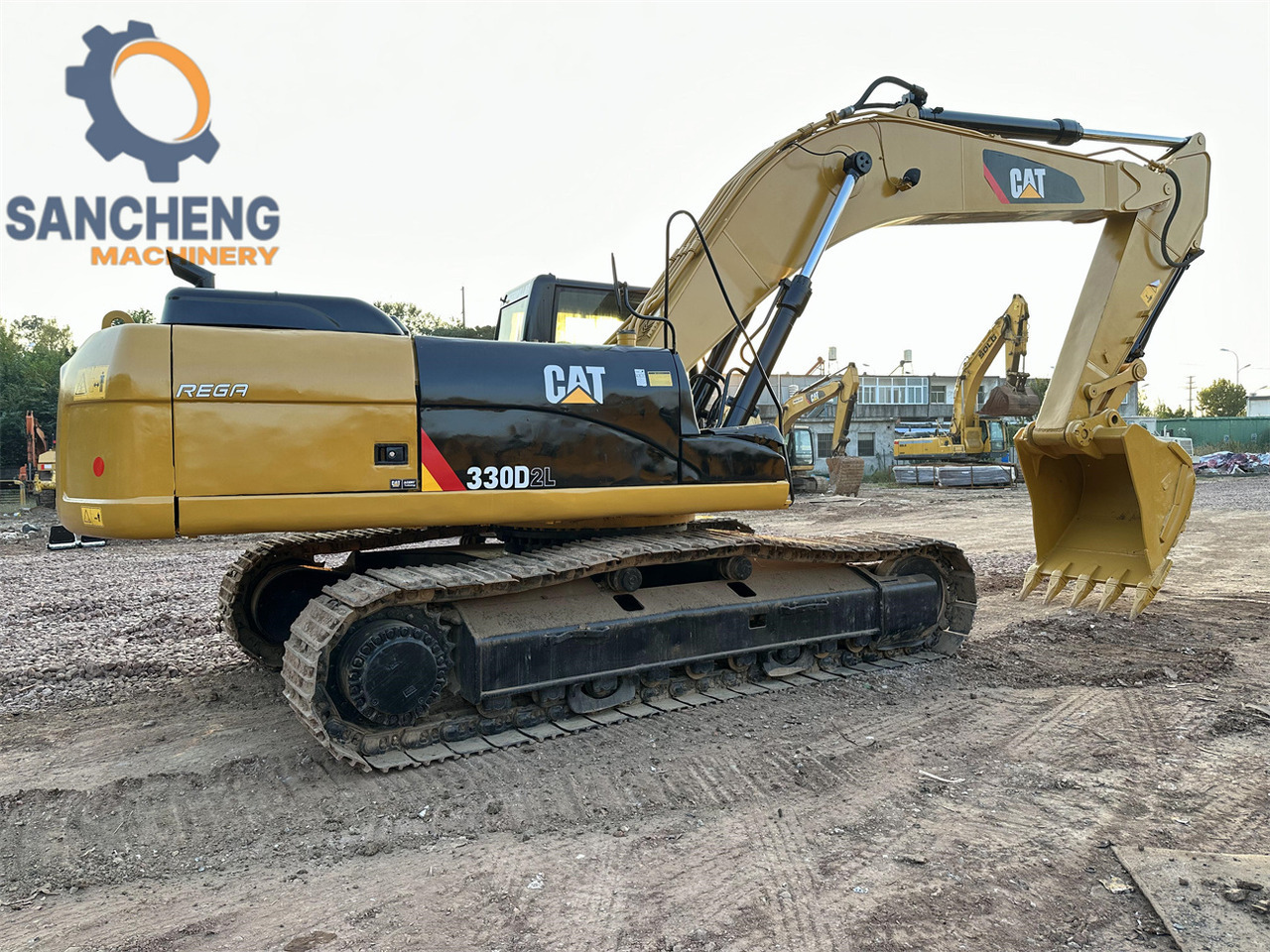 CATERPILLAR 330D2L - Máy xúc bánh xích: hình 1 CATERPILLAR 330D2L - Máy xúc bánh xích: hình 1