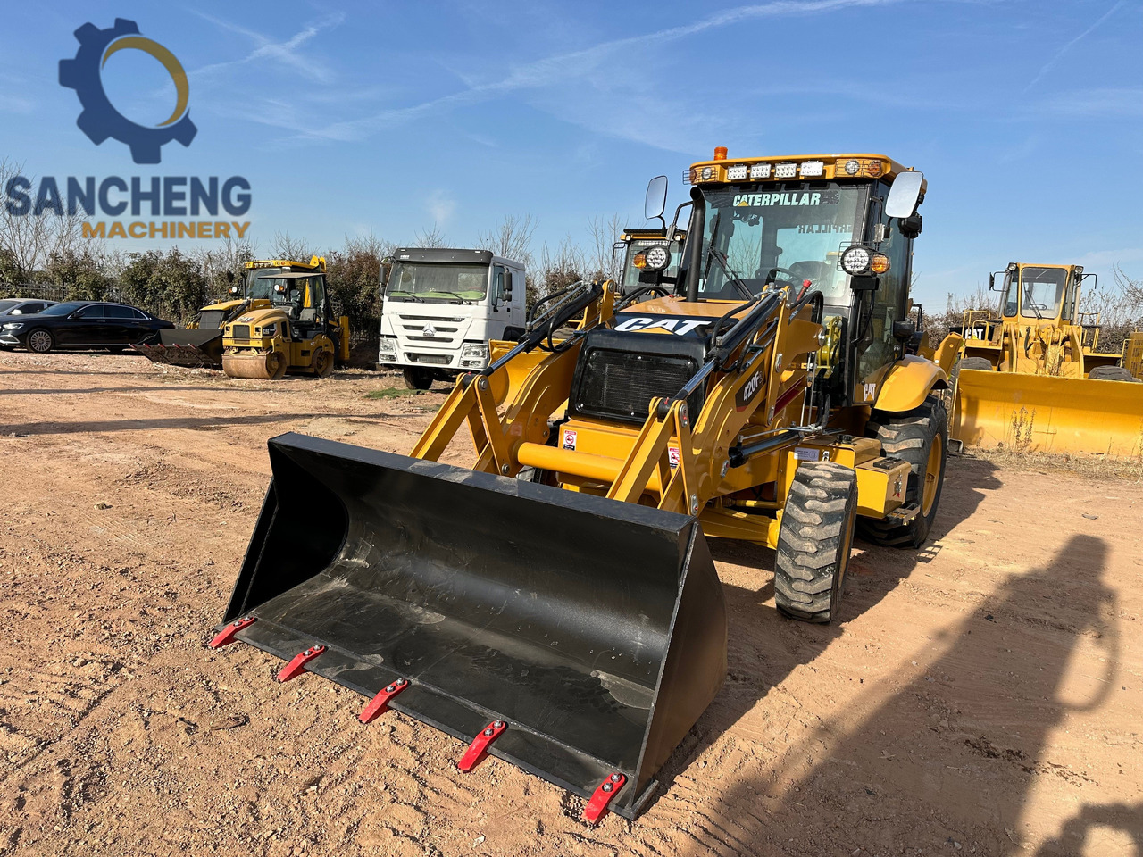 CATERPILLAR 420F2 - Máy xúc trước múc sau: hình 4 CATERPILLAR 420F2 - Máy xúc trước múc sau: hình 4