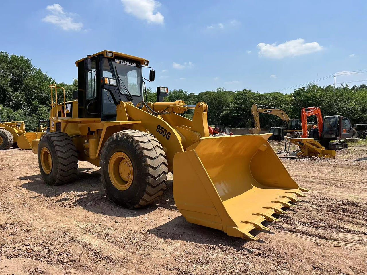 CATERPILLAR 950G - Máy xúc lật bánh lốp: hình 2 CATERPILLAR 950G - Máy xúc lật bánh lốp: hình 2