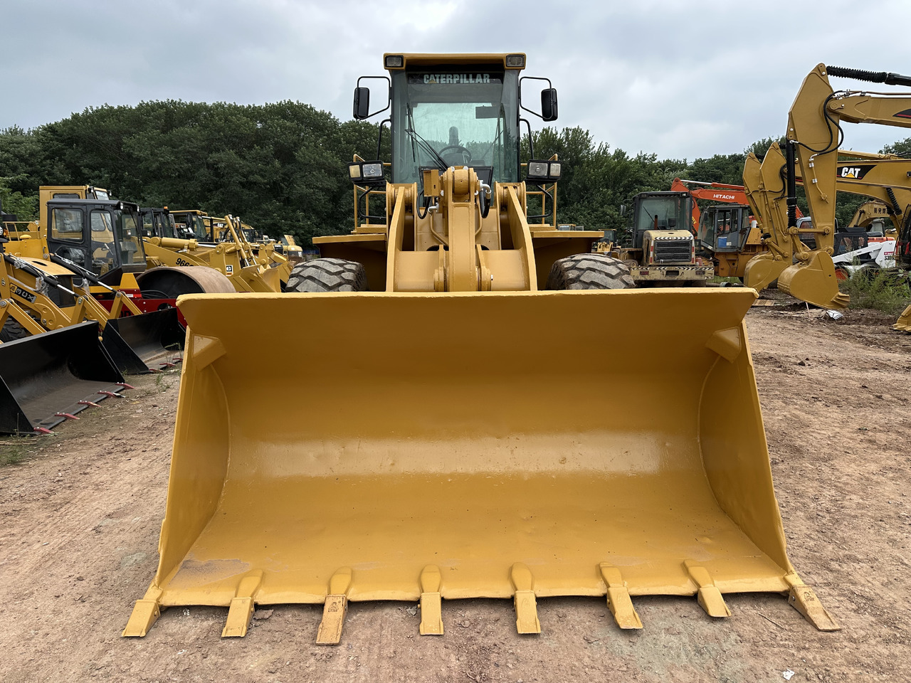 CATERPILLAR 950G - Máy xúc lật bánh lốp: hình 4 CATERPILLAR 950G - Máy xúc lật bánh lốp: hình 4