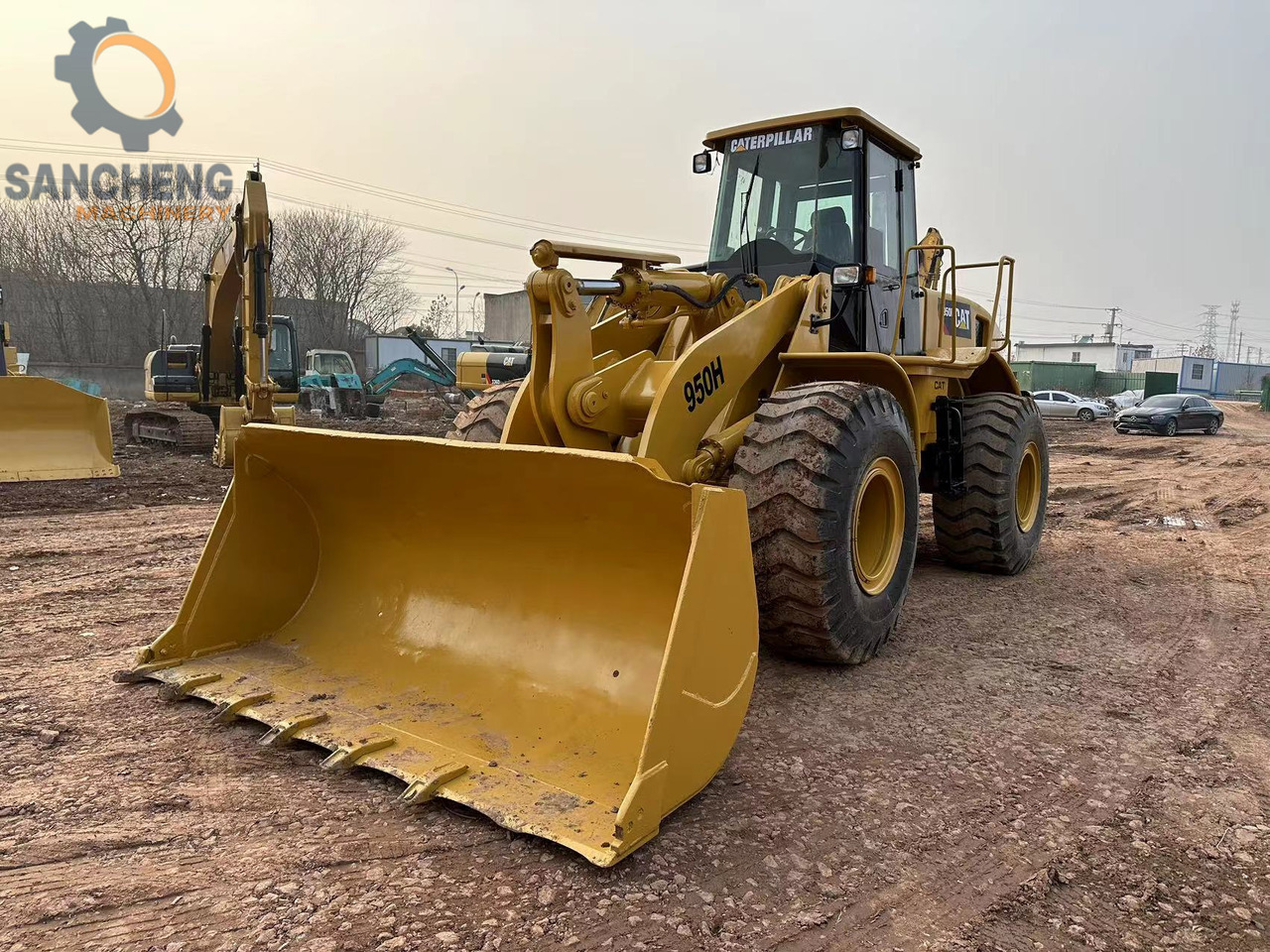 CATERPILLAR 950H - Máy xúc lật bánh lốp: hình 5 CATERPILLAR 950H - Máy xúc lật bánh lốp: hình 5