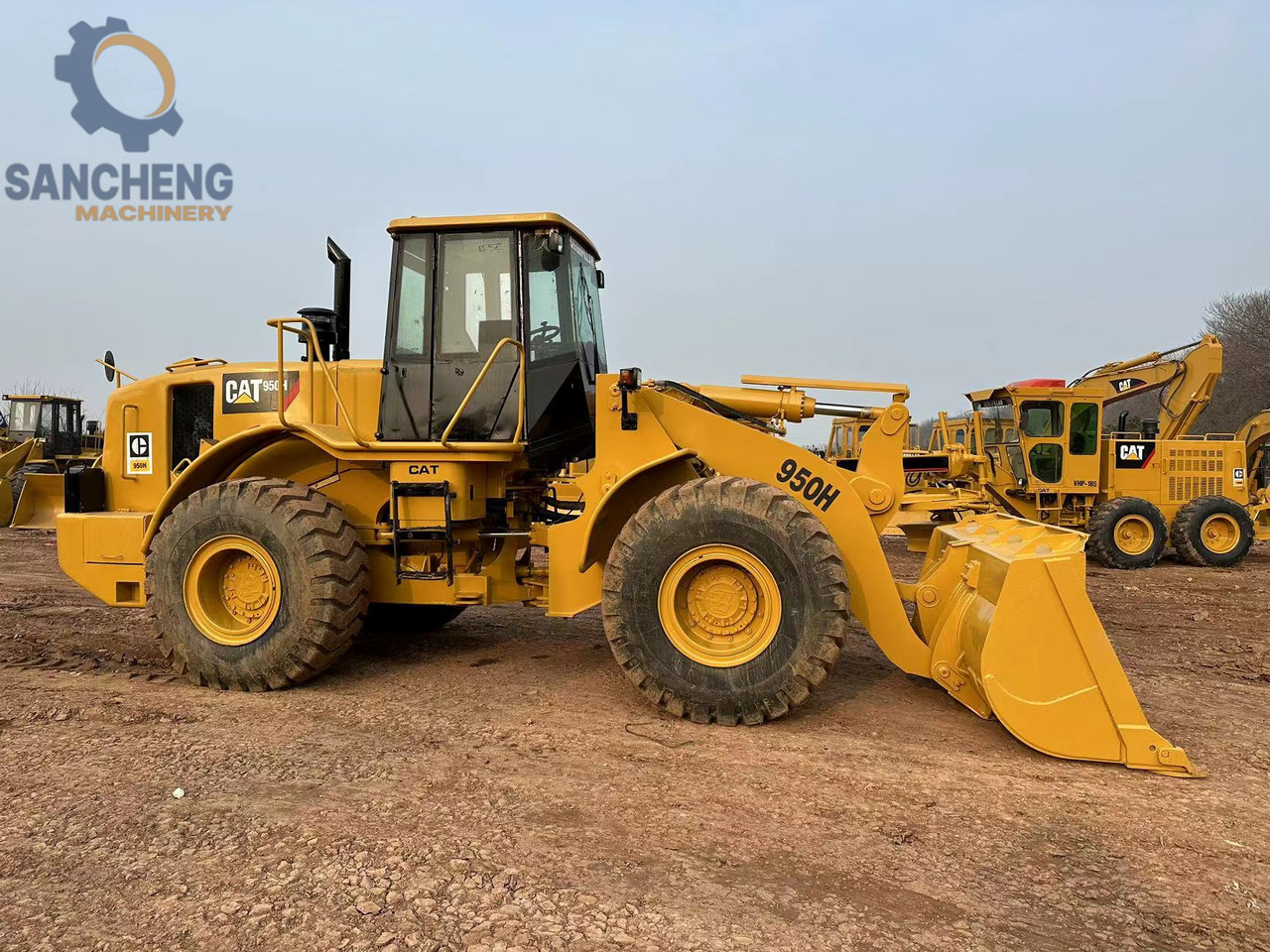 CATERPILLAR 950H - Máy xúc lật bánh lốp: hình 3 CATERPILLAR 950H - Máy xúc lật bánh lốp: hình 3