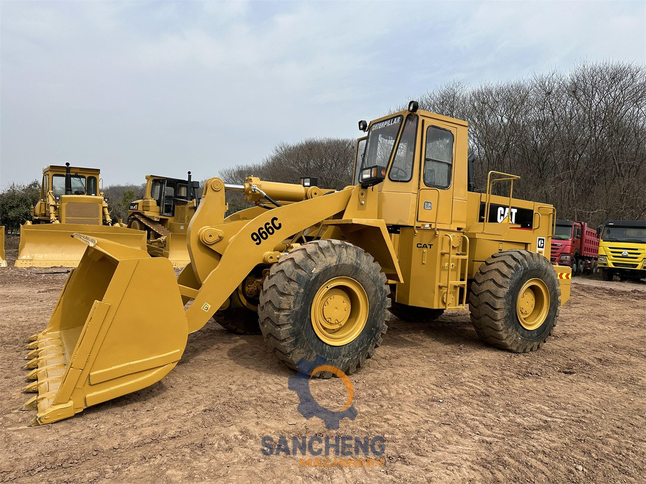 Máy xúc lật bánh lốp CATERPILLAR 966C: hình 10