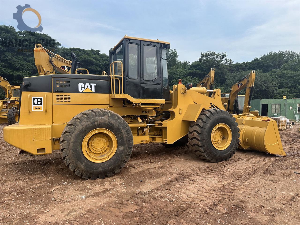 CATERPILLAR 966F - Máy xúc lật bánh lốp: hình 3 CATERPILLAR 966F - Máy xúc lật bánh lốp: hình 3