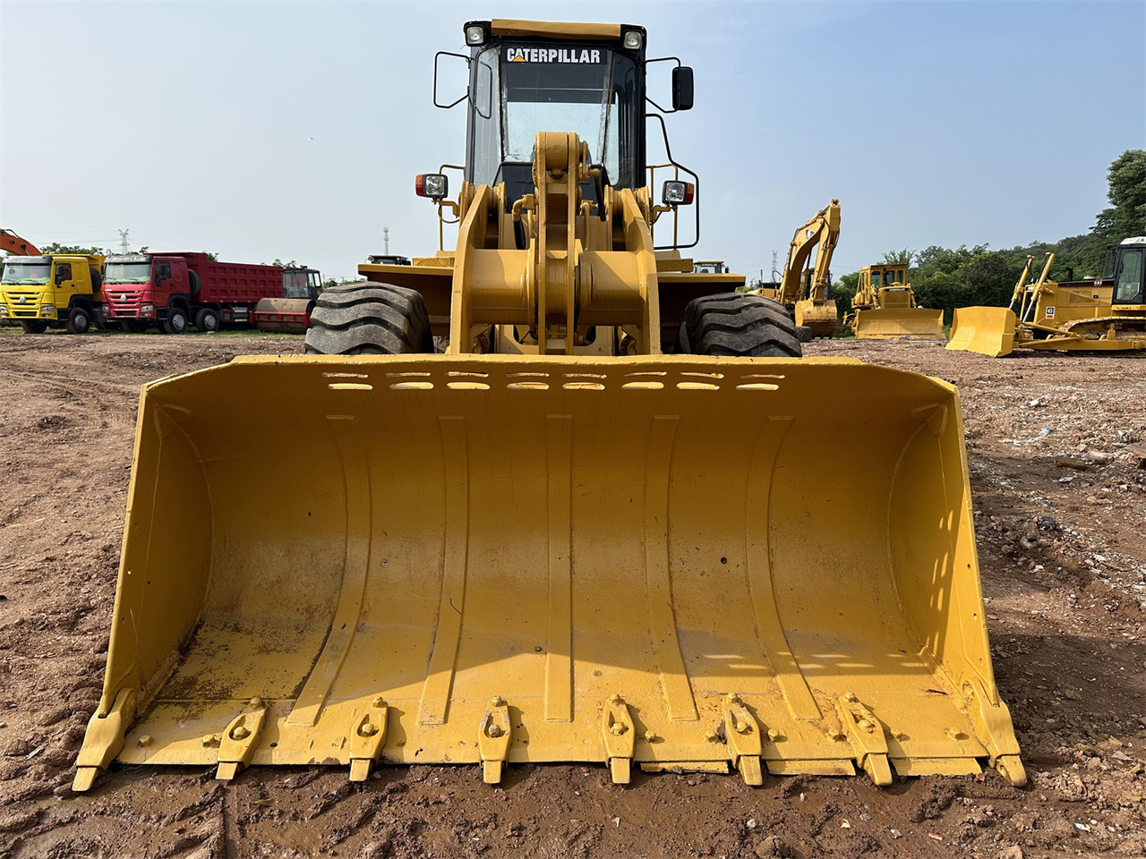 CATERPILLAR 966F - Máy xúc lật bánh lốp: hình 5 CATERPILLAR 966F - Máy xúc lật bánh lốp: hình 5