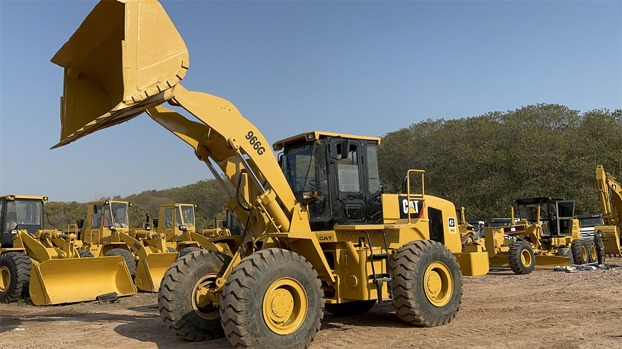 CATERPILLAR 966G - Máy xúc lật bánh lốp: hình 1 CATERPILLAR 966G - Máy xúc lật bánh lốp: hình 1