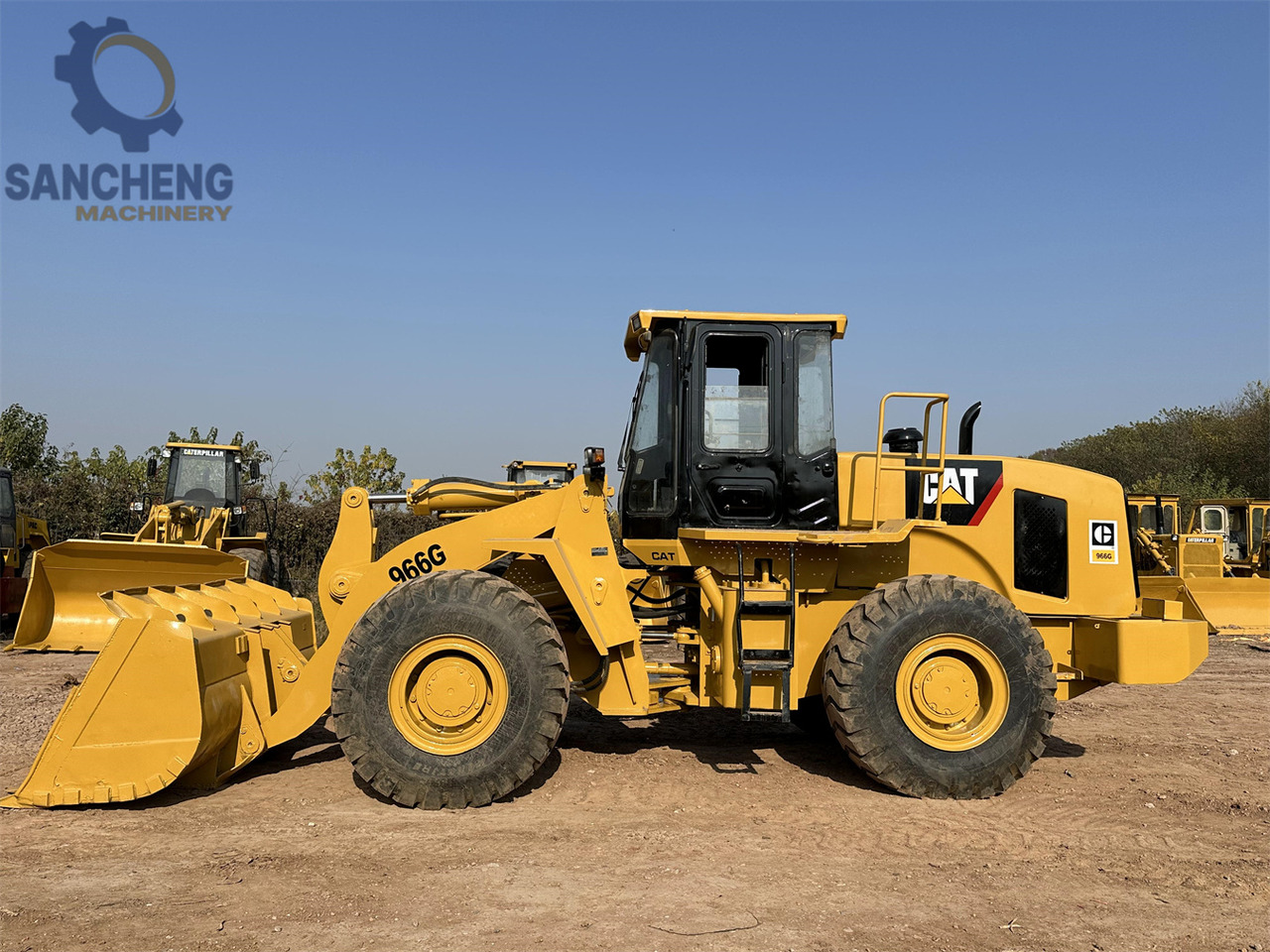 CATERPILLAR 966G - Máy xúc lật bánh lốp: hình 2 CATERPILLAR 966G - Máy xúc lật bánh lốp: hình 2