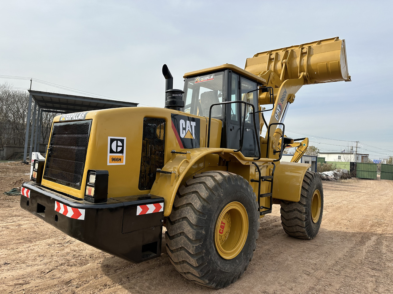 CATERPILLAR 966H - Máy xúc lật bánh lốp: hình 4 CATERPILLAR 966H - Máy xúc lật bánh lốp: hình 4