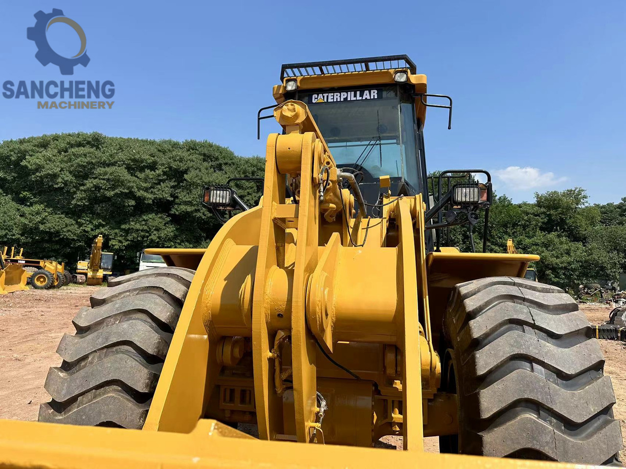 Máy xúc lật bánh lốp CATERPILLAR 980H: hình 9