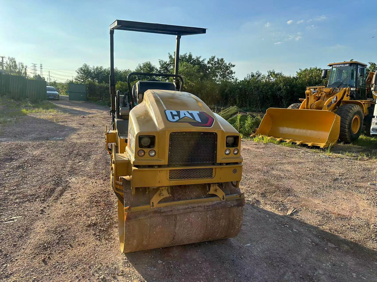 CATERPILLAR CB24B - Máy lăn: hình 5 CATERPILLAR CB24B - Máy lăn: hình 5