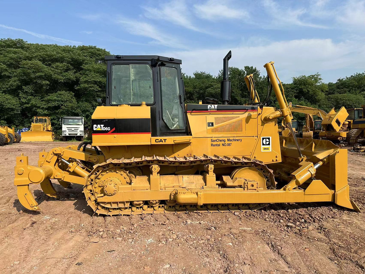 CATERPILLAR D6G Crawler Dozer - Máy ủi: hình 5 CATERPILLAR D6G Crawler Dozer - Máy ủi: hình 5