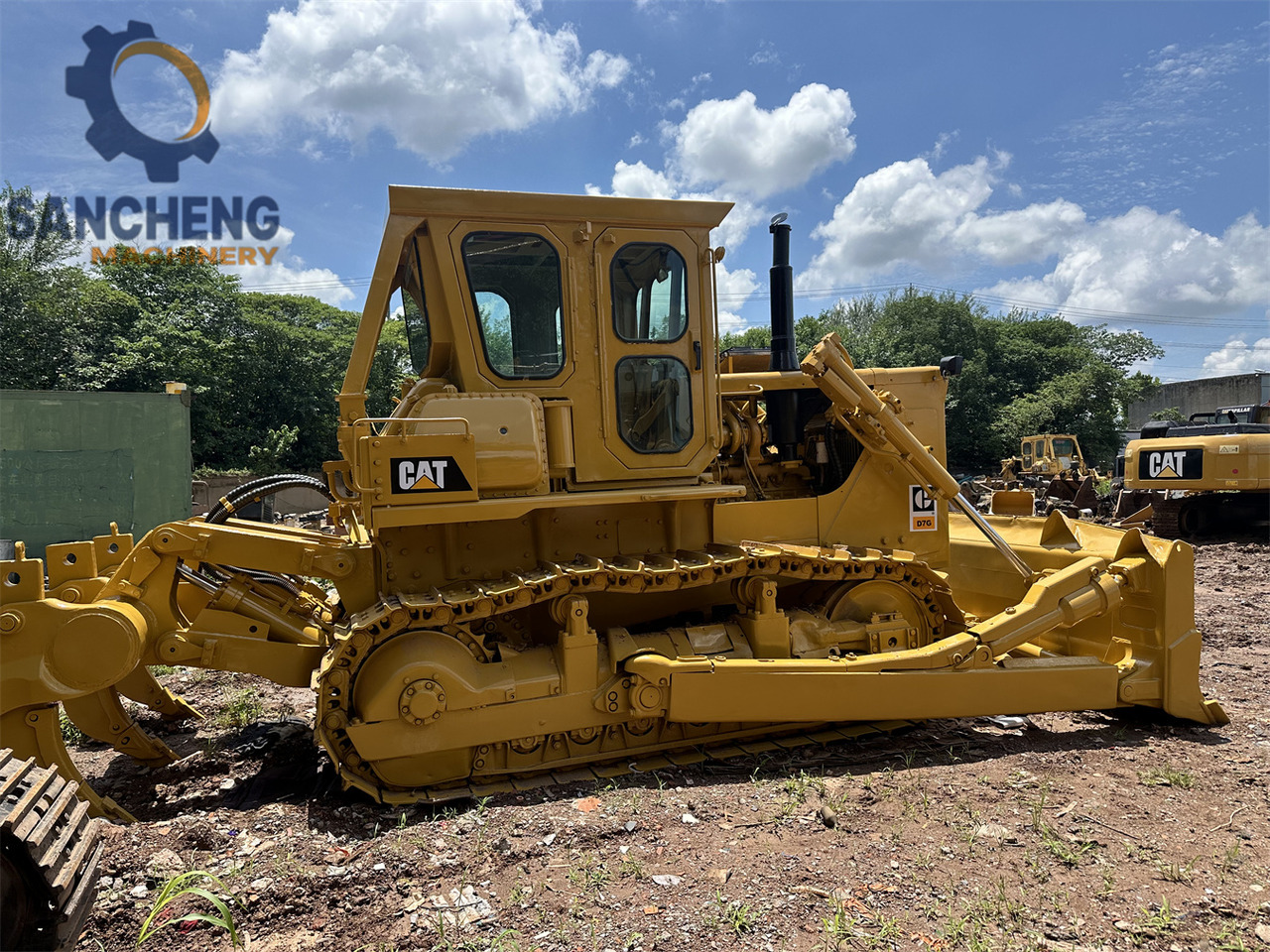 CATERPILLAR D7G - Máy ủi: hình 4 CATERPILLAR D7G - Máy ủi: hình 4