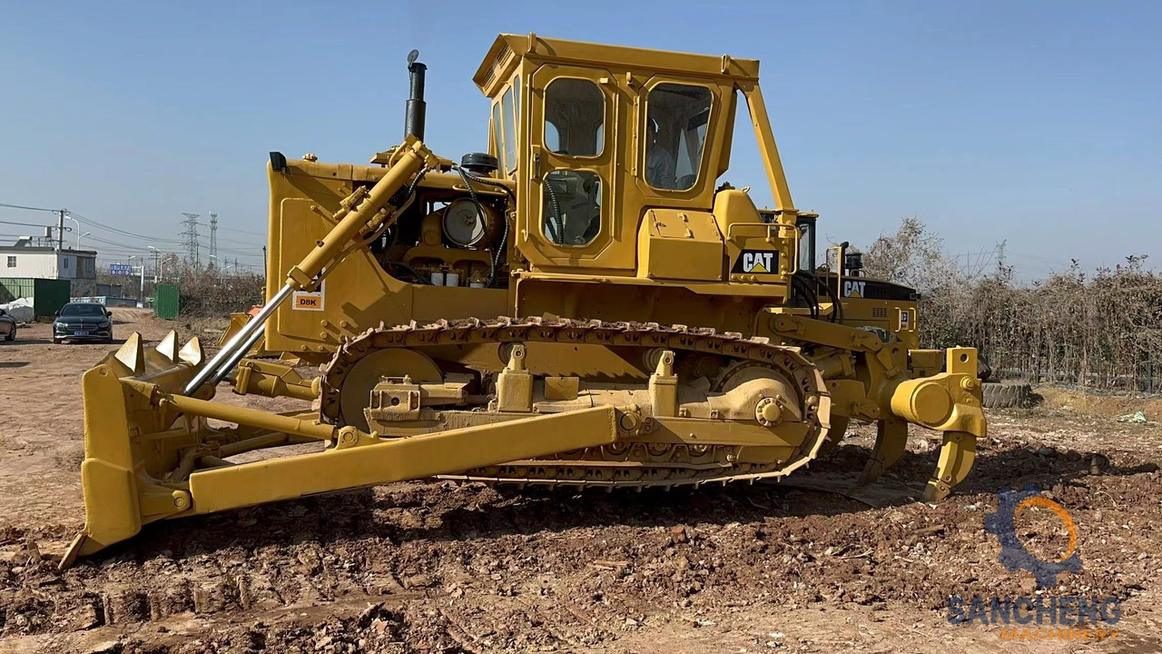 CATERPILLAR D8K - Máy ủi: hình 2 CATERPILLAR D8K - Máy ủi: hình 2
