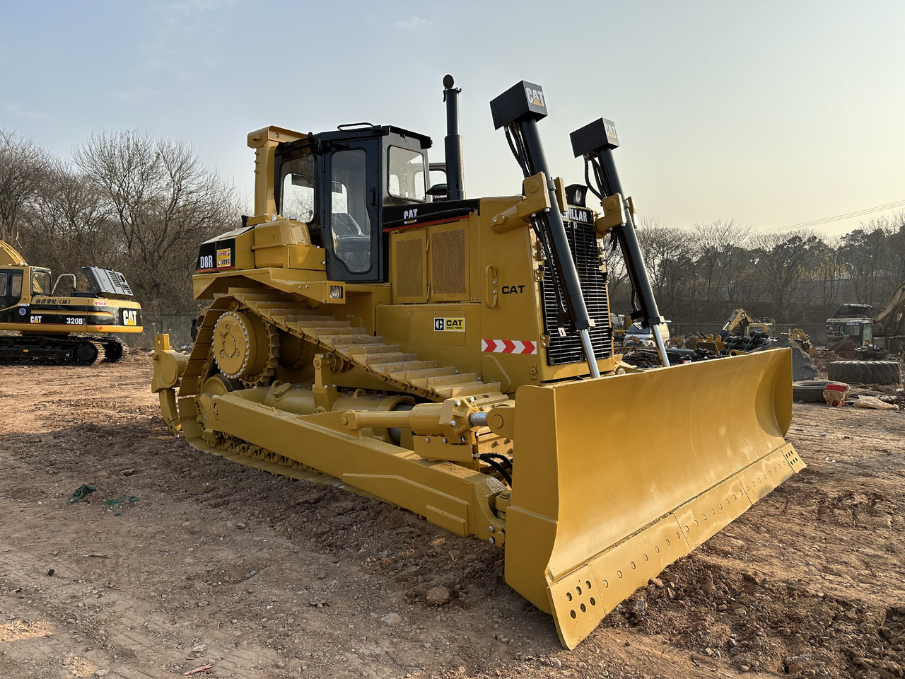 CATERPILLAR D8R Bulldozer - Máy ủi: hình 4 CATERPILLAR D8R Bulldozer - Máy ủi: hình 4