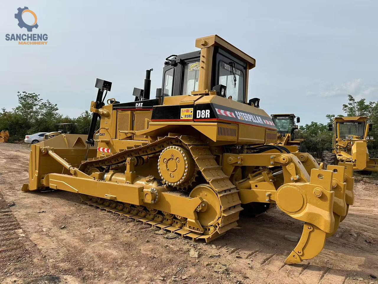 CATERPILLAR D8R - Máy ủi: hình 1 CATERPILLAR D8R - Máy ủi: hình 1