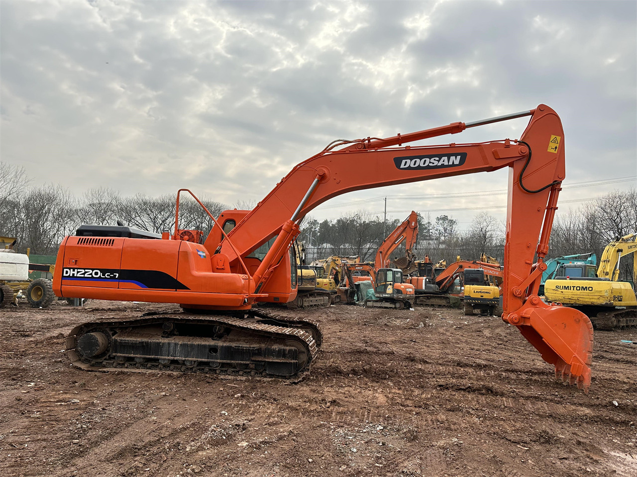Máy xúc bánh xích DOOSAN DH220: hình 16