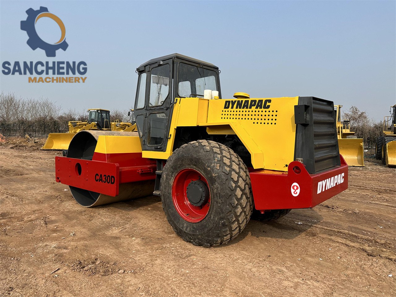 DYNAPAC CA30D - Máy lăn: hình 2 DYNAPAC CA30D - Máy lăn: hình 2