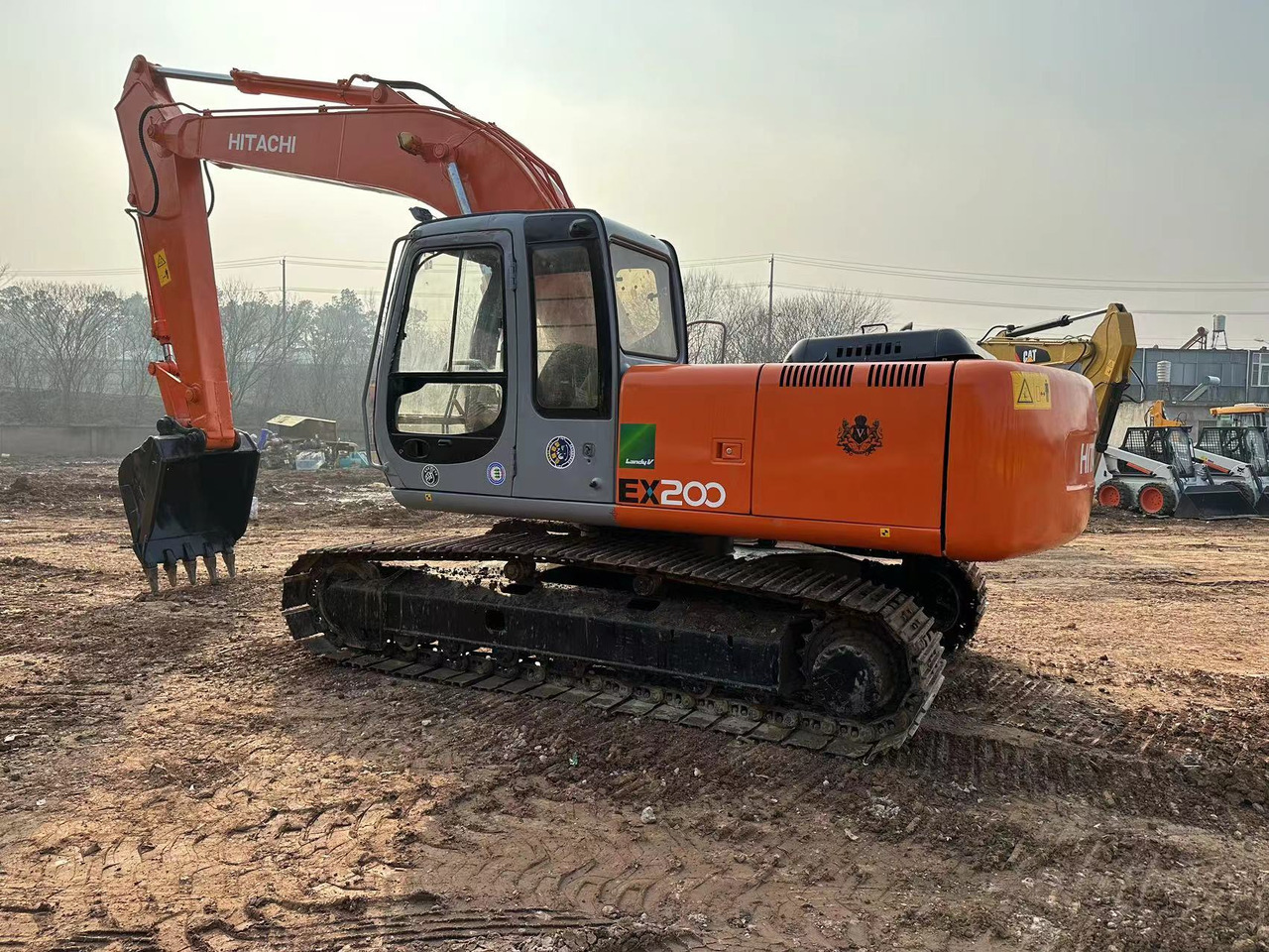 HITACHI EX200 - Máy xúc: hình 1 HITACHI EX200 - Máy xúc: hình 1