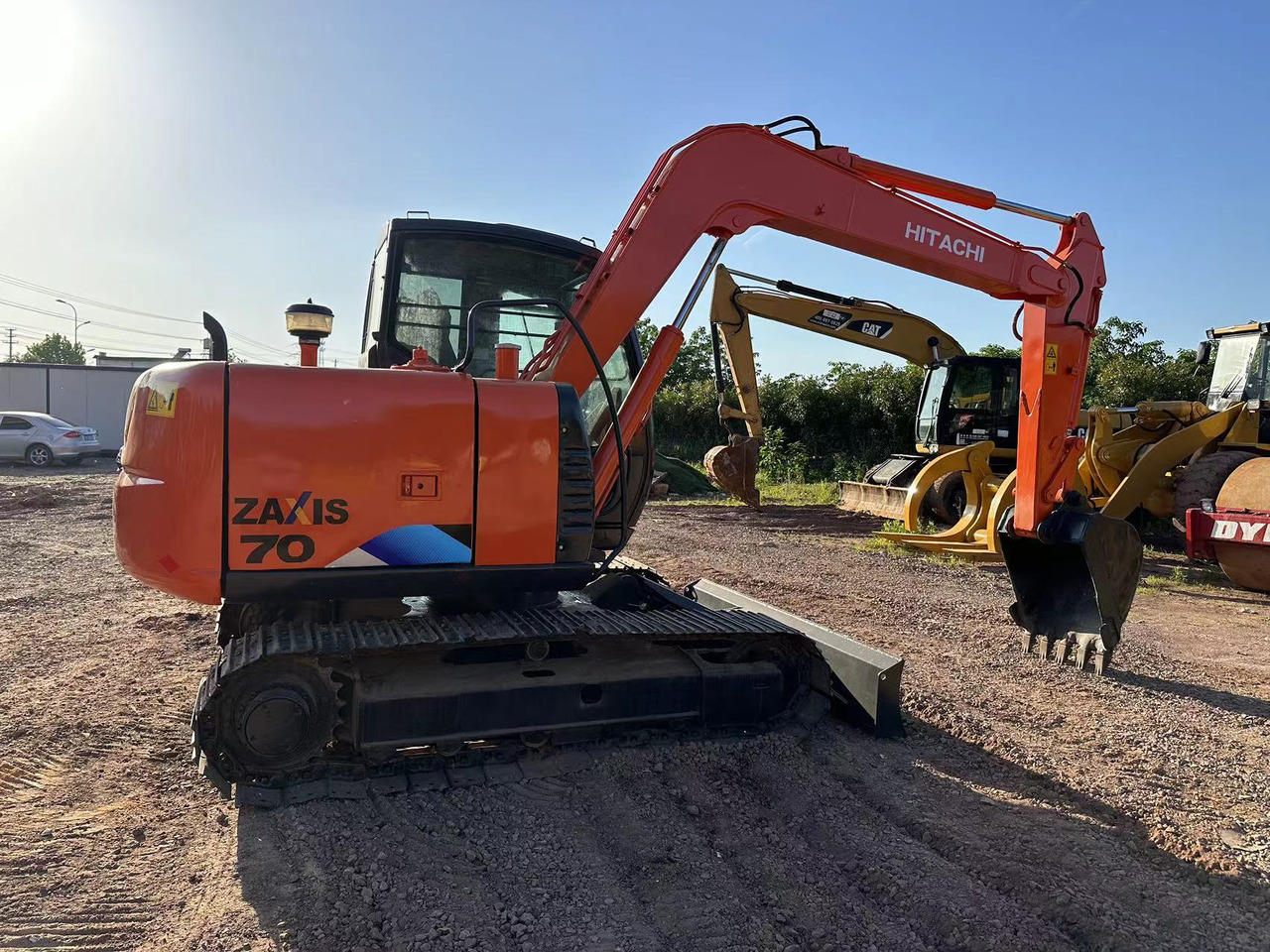 HITACHI ZAXIS ZX70 - Máy xúc mini: hình 5 HITACHI ZAXIS ZX70 - Máy xúc mini: hình 5