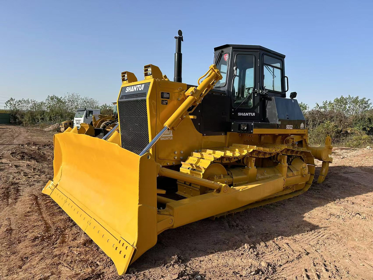 SHANTUI SD22 - Máy ủi: hình 2 SHANTUI SD22 - Máy ủi: hình 2