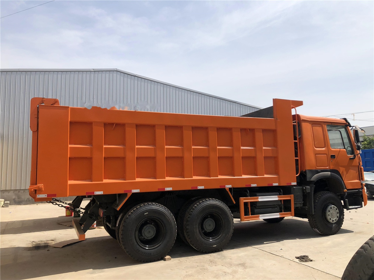 SINOTRUK HOWO 371 Dump truck - Xe ben: hình 5 SINOTRUK HOWO 371 Dump truck - Xe ben: hình 5