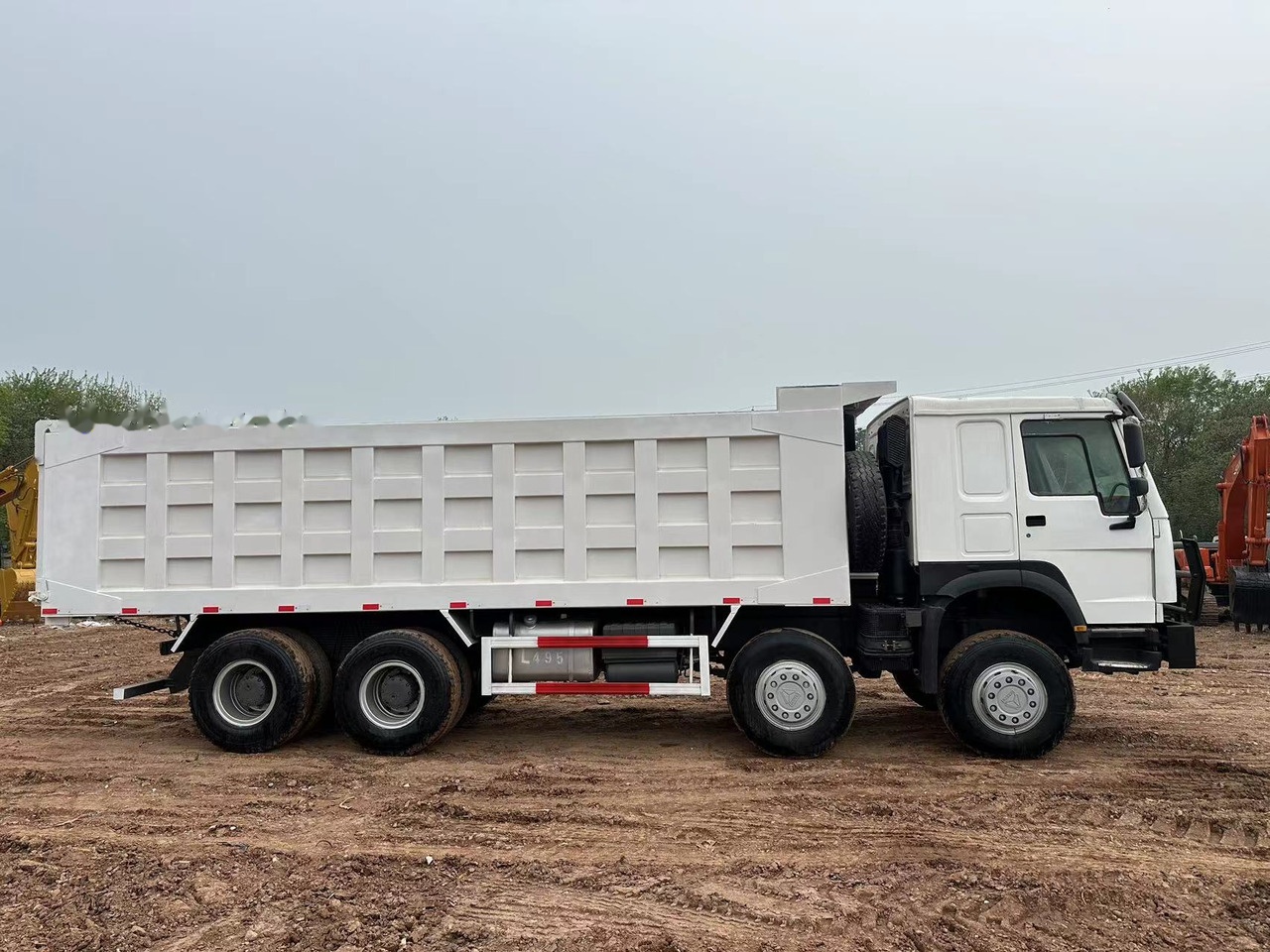 SINOTRUK HOWO 371 with Bumper - Xe ben: hình 3 SINOTRUK HOWO 371 with Bumper - Xe ben: hình 3