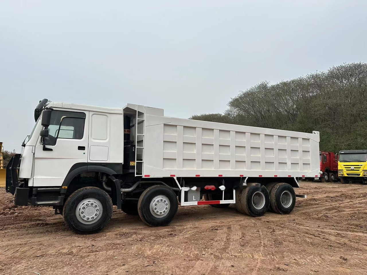 SINOTRUK HOWO 371 with Bumper - Xe ben: hình 5 SINOTRUK HOWO 371 with Bumper - Xe ben: hình 5