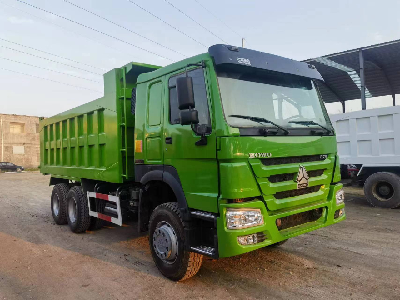 SINOTRUK HOWO 375 - Xe ben: hình 1 SINOTRUK HOWO 375 - Xe ben: hình 1