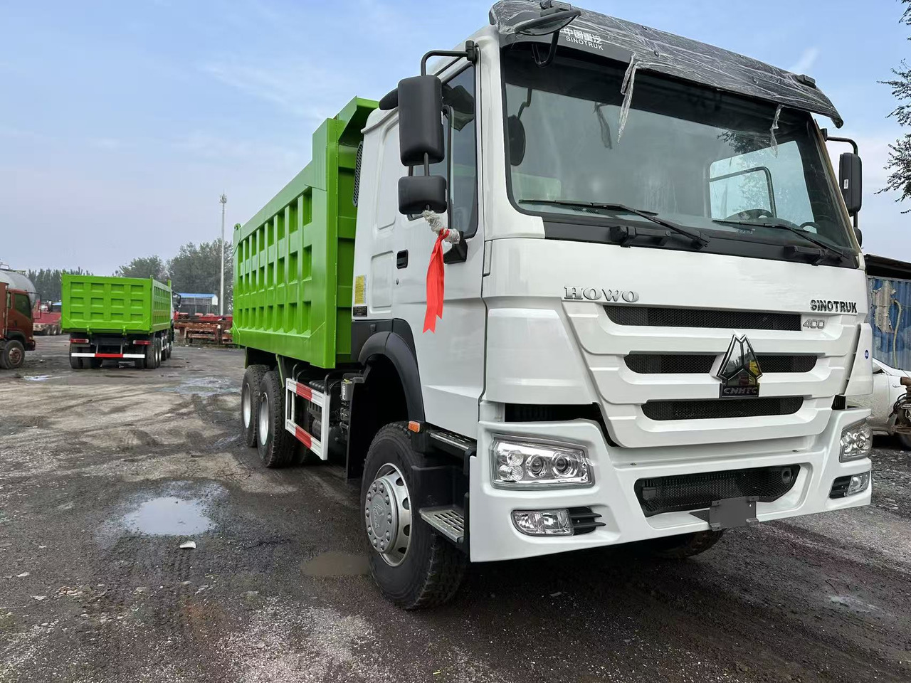 SINOTRUK HOWO 400HP 6X4 Tipper Truck - Xe ben: hình 5 SINOTRUK HOWO 400HP 6X4 Tipper Truck - Xe ben: hình 5