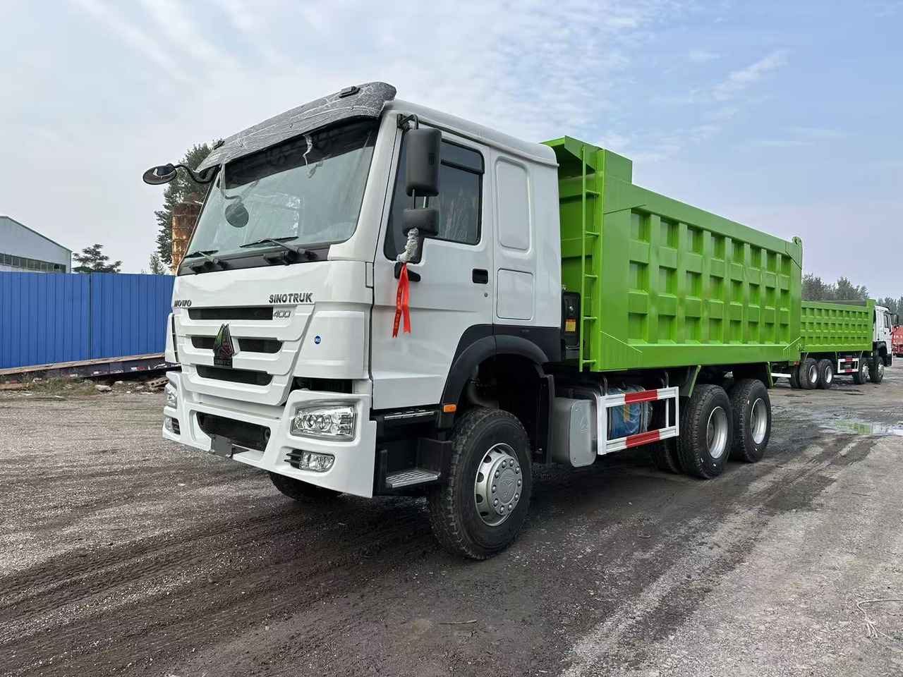 SINOTRUK HOWO 400HP 6X4 Tipper Truck - Xe ben: hình 1 SINOTRUK HOWO 400HP 6X4 Tipper Truck - Xe ben: hình 1
