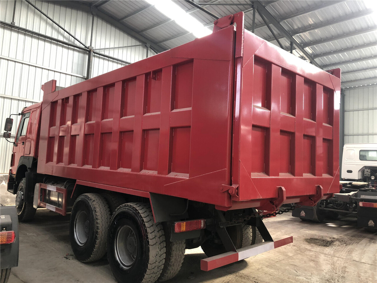 SINOTRUK Howo Dump truck 371 - Xe ben: hình 5 SINOTRUK Howo Dump truck 371 - Xe ben: hình 5
