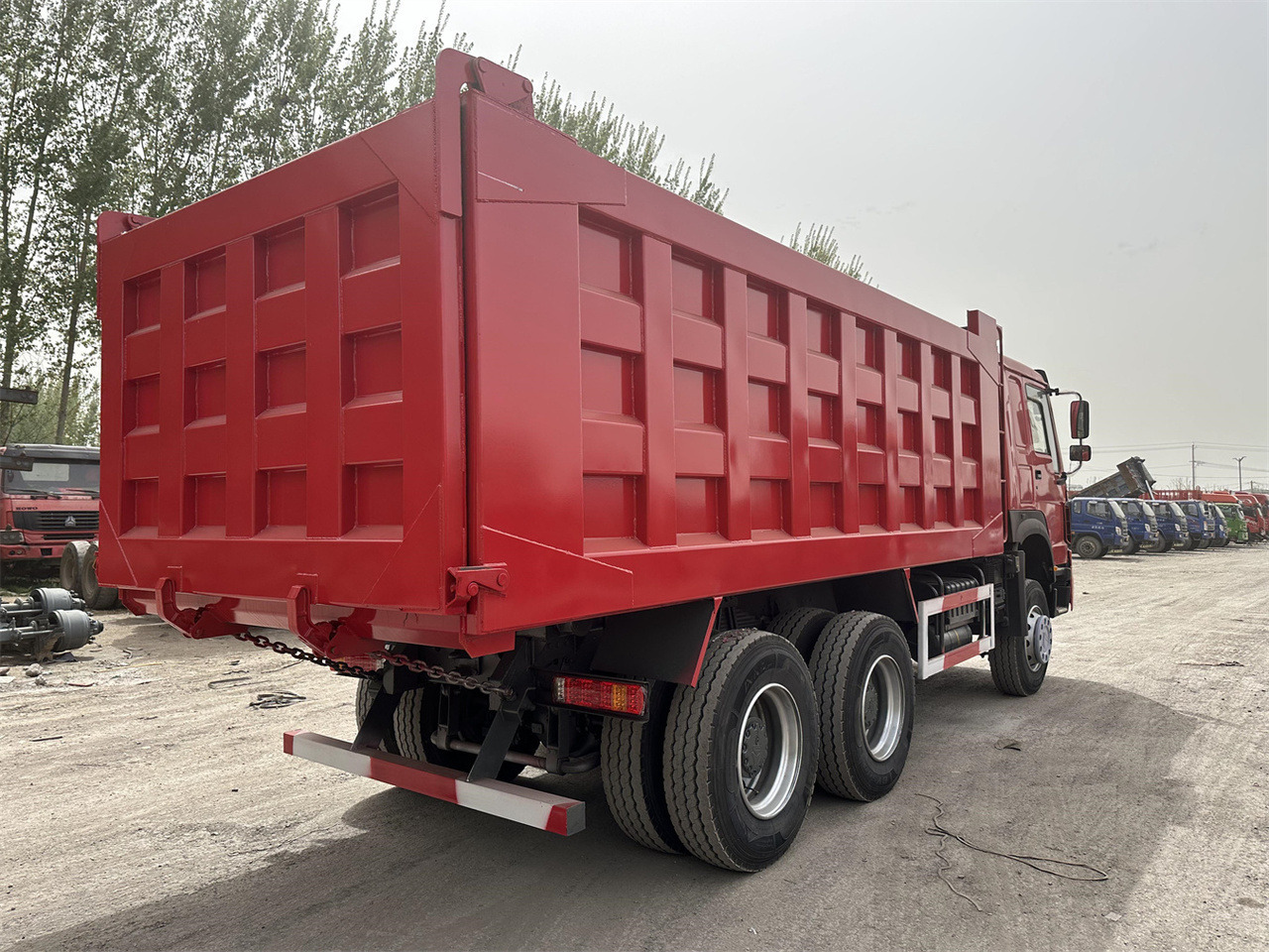 Xe ben để vận chuyển hầm SINOTRUK Howo Dump truck 371: hình 6 Xe ben để vận chuyển hầm SINOTRUK Howo Dump truck 371: hình 6
