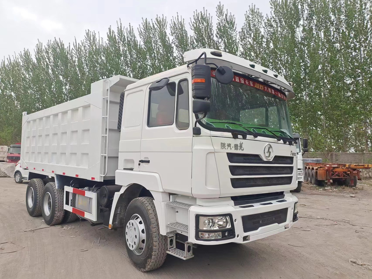 Shacman F3000 Dump Truck - Xe ben: hình 2 Shacman F3000 Dump Truck - Xe ben: hình 2