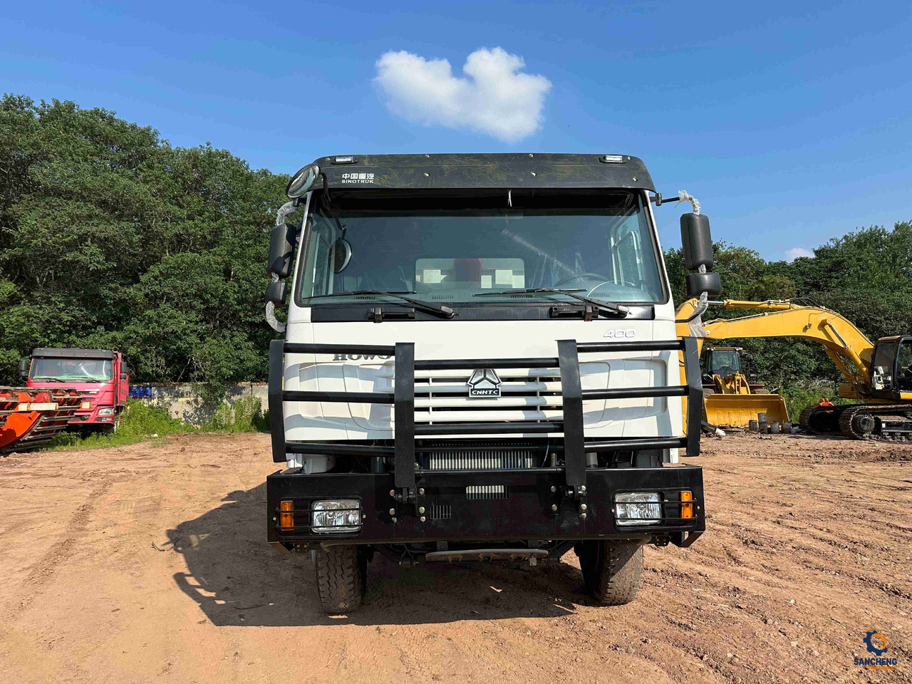 Sinotruk HOWO 400HP With Bumper 6X4 - Xe ben: hình 2 Sinotruk HOWO 400HP With Bumper 6X4 - Xe ben: hình 2
