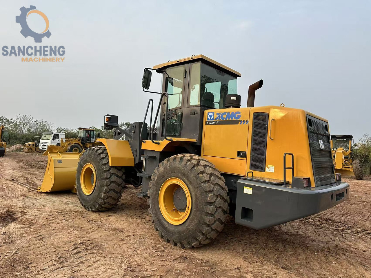 XCMG LW500F - Máy xúc lật bánh lốp: hình 4 XCMG LW500F - Máy xúc lật bánh lốp: hình 4