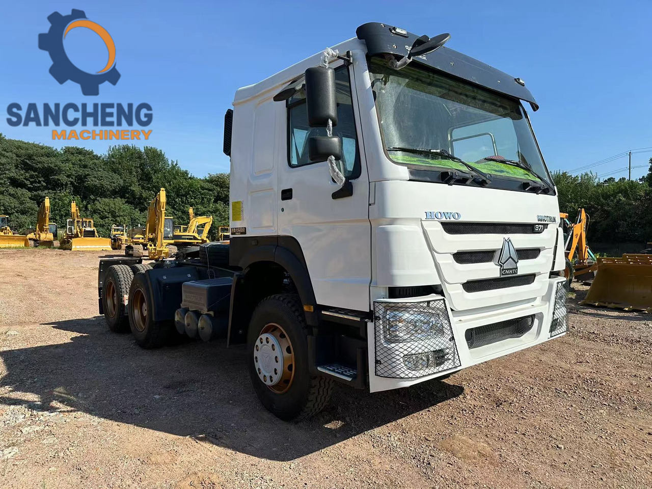 SINOTRUK HOWO Truck Head 371hp - Xe đầu kéo: hình 3 SINOTRUK HOWO Truck Head 371hp - Xe đầu kéo: hình 3