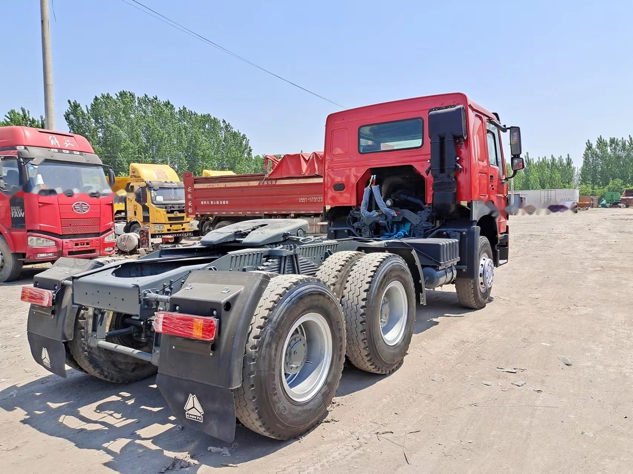 SINOTRUK Howo tractor unit 420 - Xe đầu kéo: hình 3 SINOTRUK Howo tractor unit 420 - Xe đầu kéo: hình 3