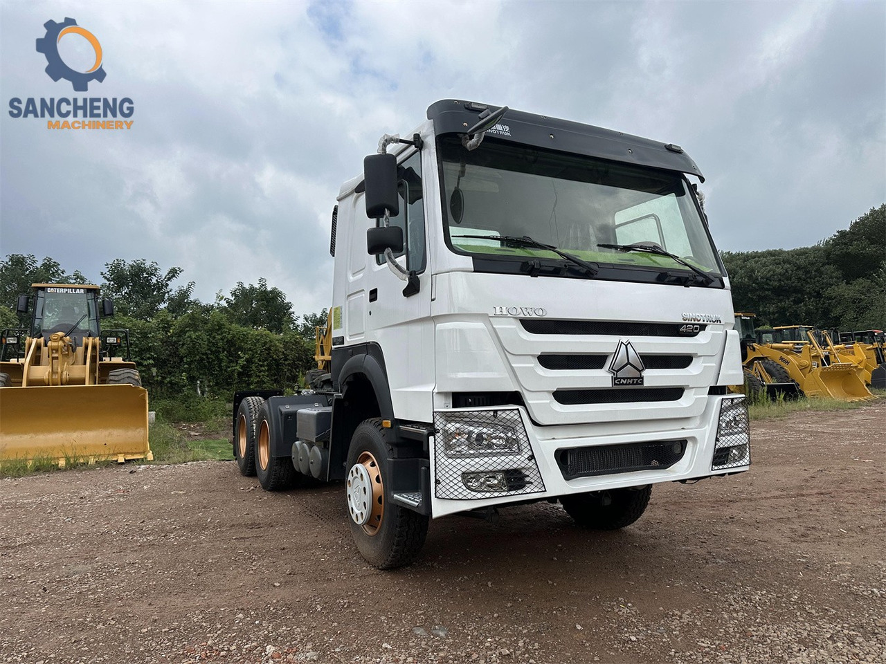 SINOTRUK Howo tractor unit 420hp - Xe đầu kéo: hình 1 SINOTRUK Howo tractor unit 420hp - Xe đầu kéo: hình 1