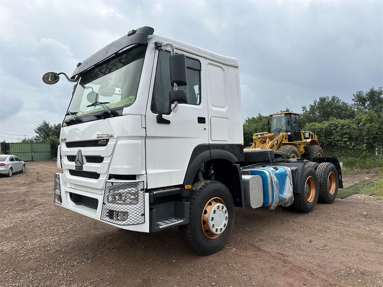 SINOTRUK Howo tractor unit 420hp - Xe đầu kéo: hình 3 SINOTRUK Howo tractor unit 420hp - Xe đầu kéo: hình 3
