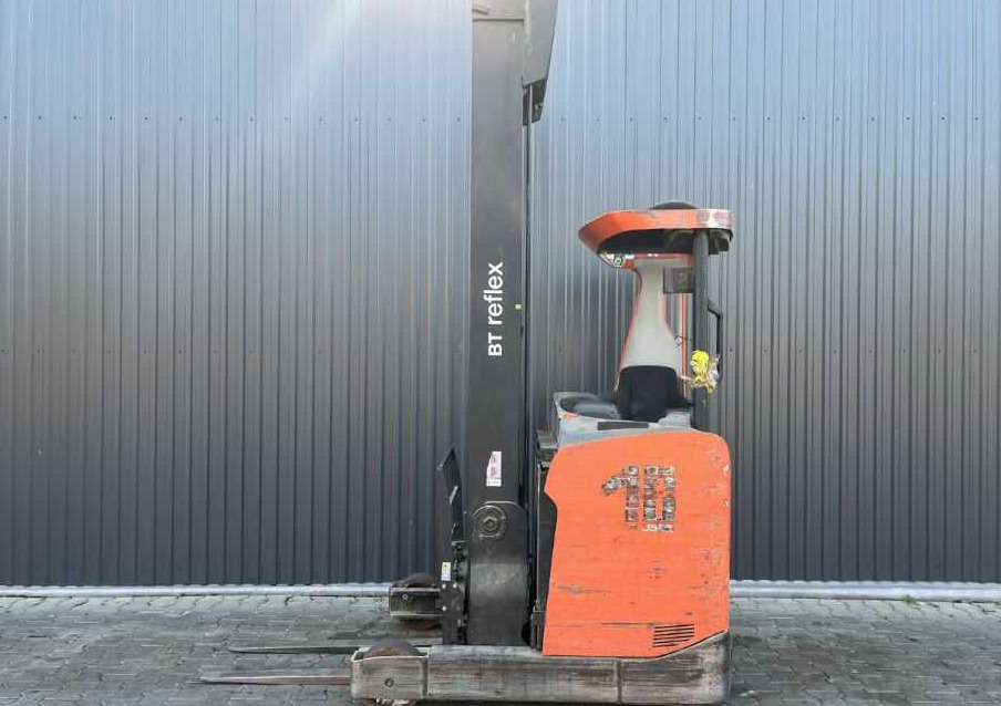BT RRE140H - Xe tải tiếp cận: hình 2 BT RRE140H - Xe tải tiếp cận: hình 2
