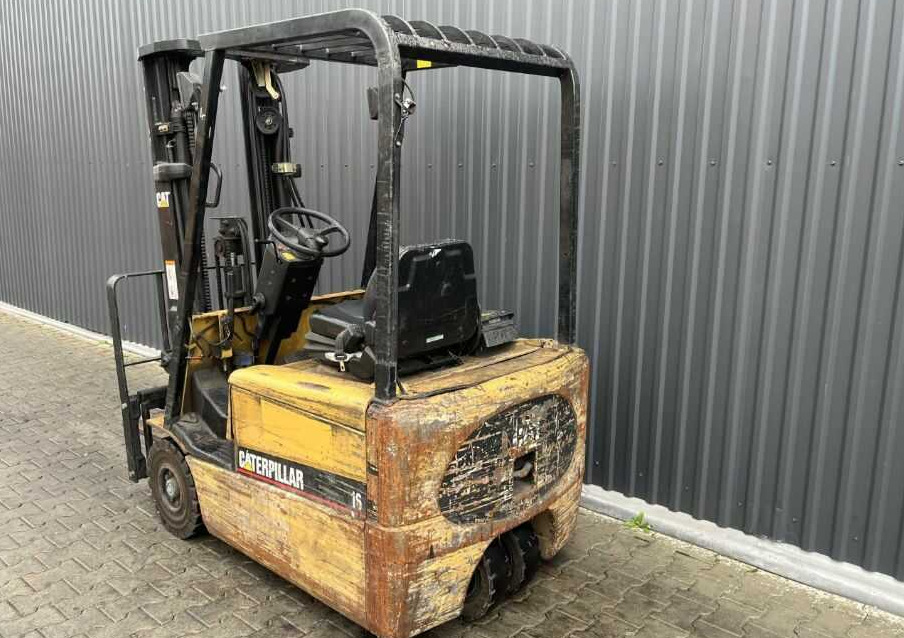 CAT Lift Trucks EP16KT - Xe nâng điện: hình 3 CAT Lift Trucks EP16KT - Xe nâng điện: hình 3