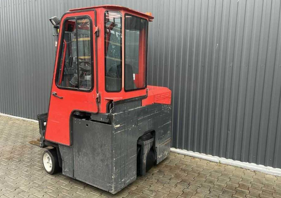 Combilift C2500CBE - Máy chất hàng bên: hình 3 Combilift C2500CBE - Máy chất hàng bên: hình 3