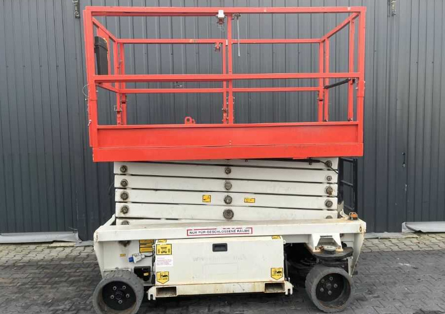 Holland-Lift ECOSTAR HL-11812 - Máy nâng người hình kéo: hình 2 Holland-Lift ECOSTAR HL-11812 - Máy nâng người hình kéo: hình 2
